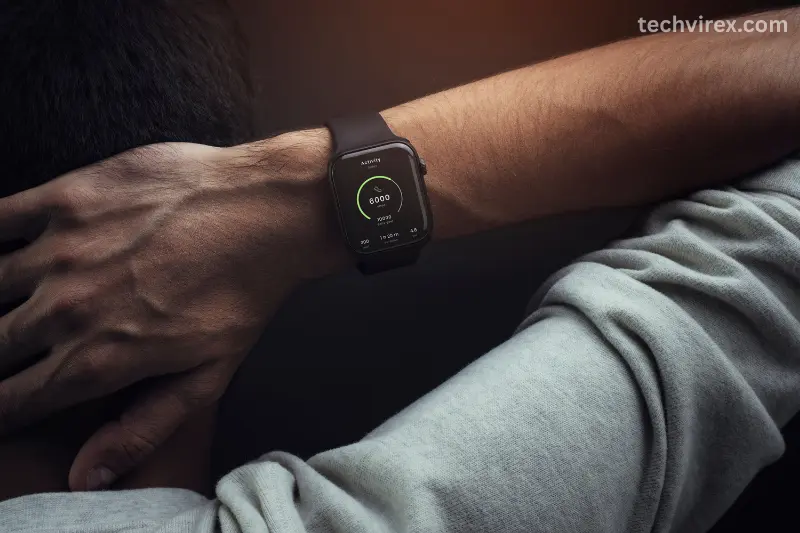 smartwatch that helps you to track your fitness goals